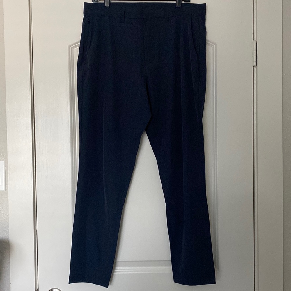 Fabletics The Only Pant in Dark Navy 34x32 4 way stretch